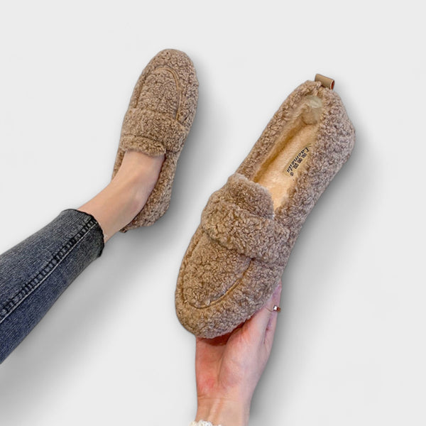 Luxe Fluffy Slippers